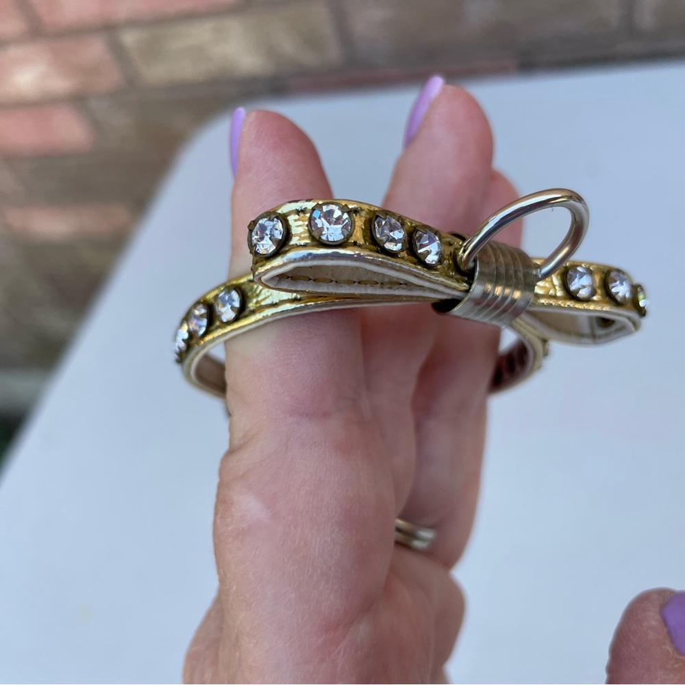 Gold Colored Dog Collar w/ Clear Rhinestones & Bow detail Sz Small